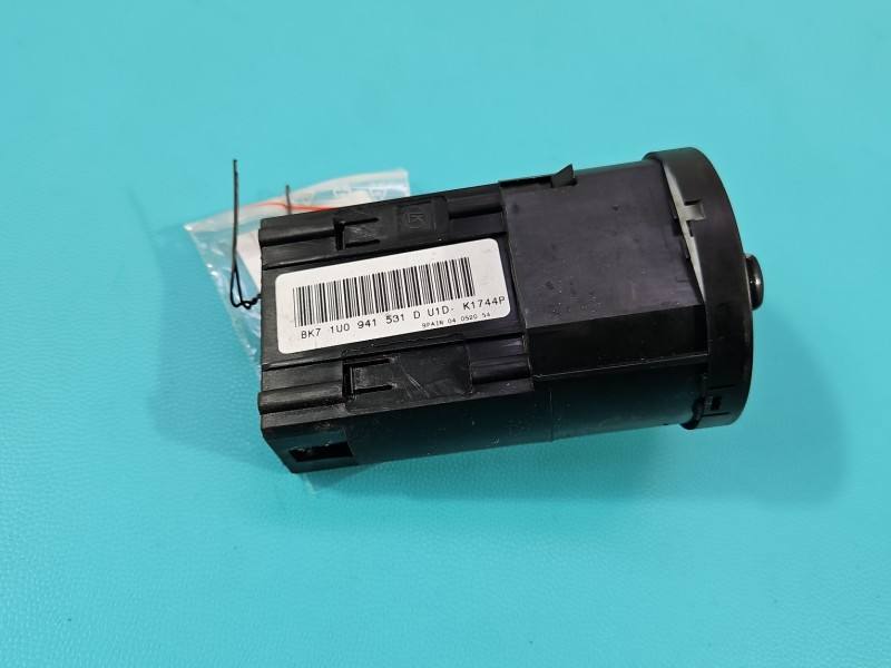 Перемикач кнопка Skoda Fabia 2 1U0941531D — фото деталі 4
