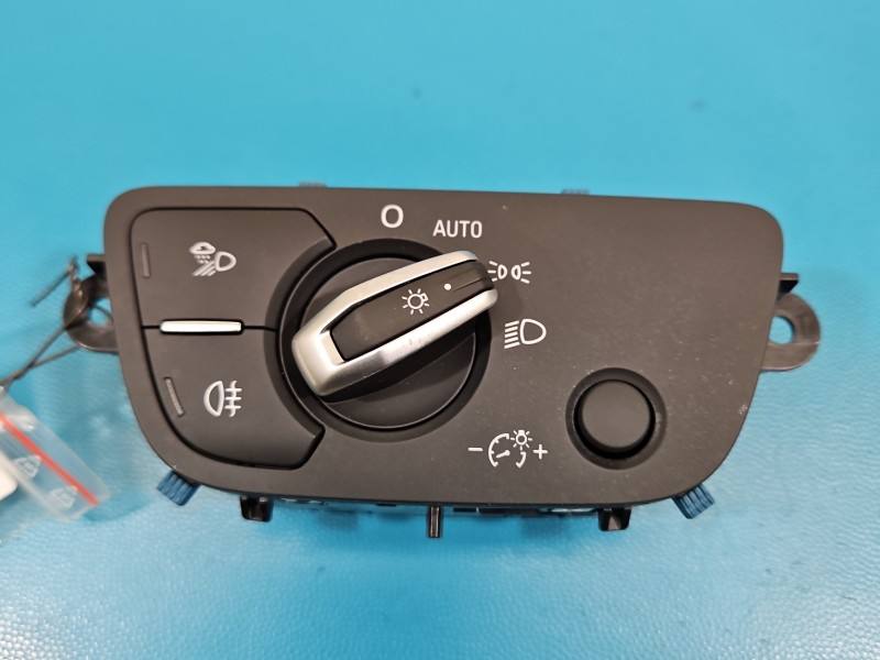Перемикач кнопка Audi A4 B9 4M0941531AG — фото деталі 2
