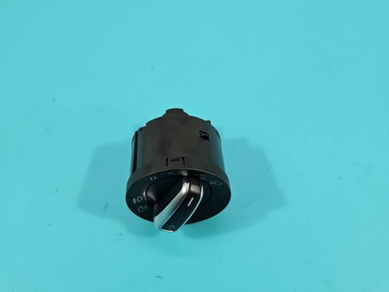 Переключатель кнопка Volkswagen Scirocco 3C8941431A — фото детали 3