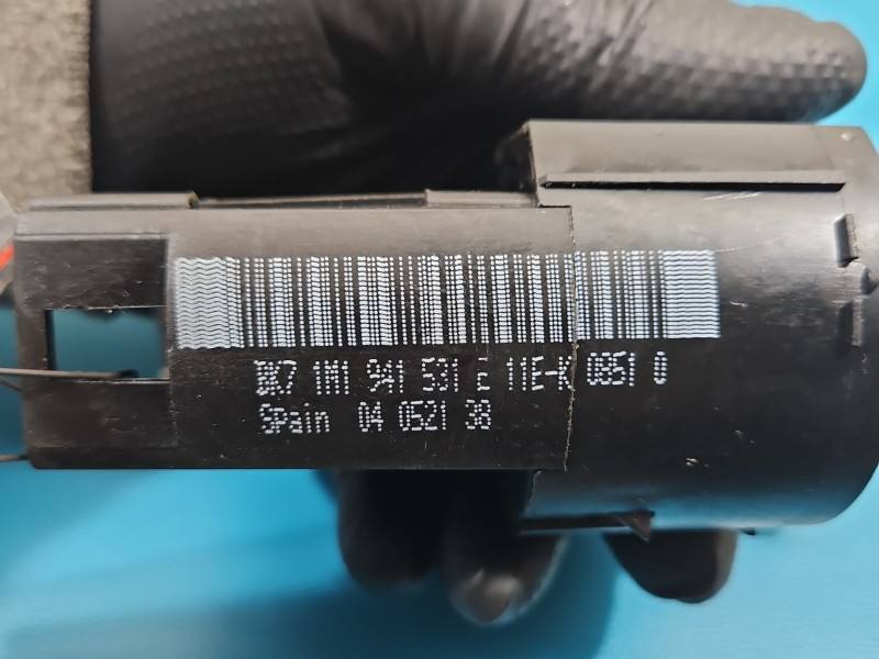 Переключатель кнопка Seat Toledo 1M1941531E — фото детали 7