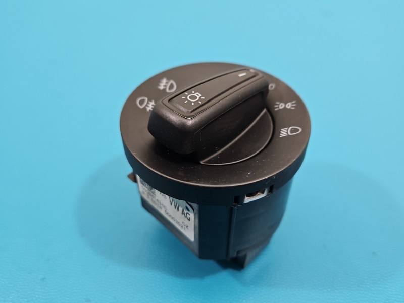 Перемикач кнопка Skoda Kodiaq 565941431C