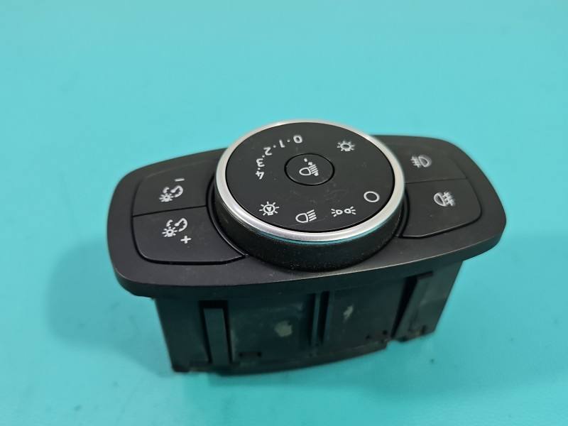 Переключатель кнопка Ford Focus 10507973-00 — фото детали 3