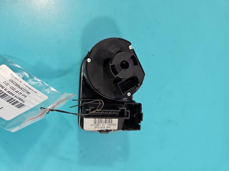 Перемикач кнопка Audi A3 8P 8P1941531BA — фото деталі 6