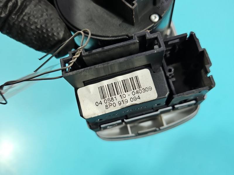 Перемикач кнопка Audi A3 8P 8P1941531BA — фото деталі 7