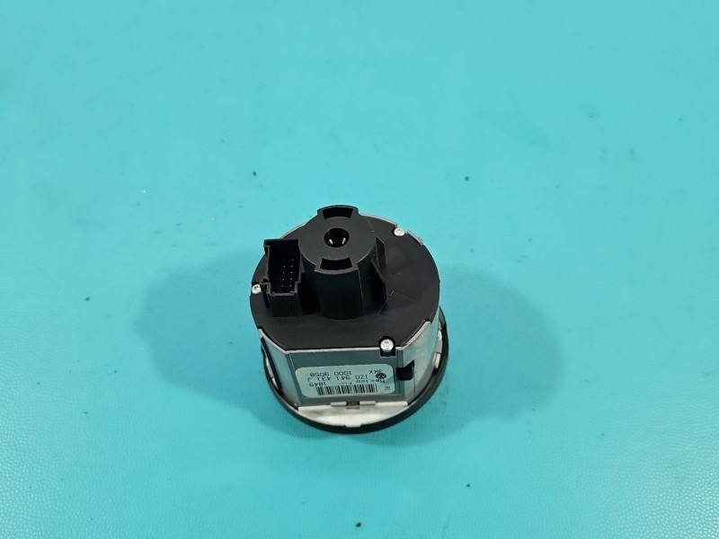 Переключатель кнопка Skoda Octavia 2 1Z0941431J — фото детали 3