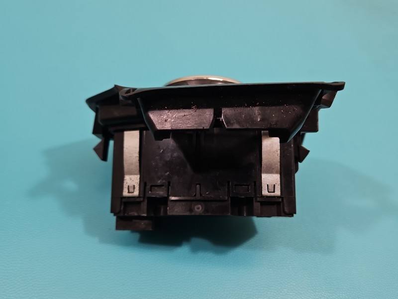 Перемикач кнопка Ford Focus BM5T-13A024-EC — фото деталі 3