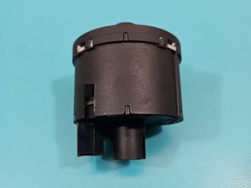 Переключатель кнопка Skoda Kodiaq 565941431E — фото детали 6