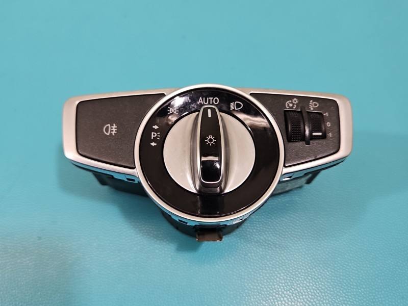 Переключатель кнопка Mercedes E W213 A2139052903 — фото детали 2