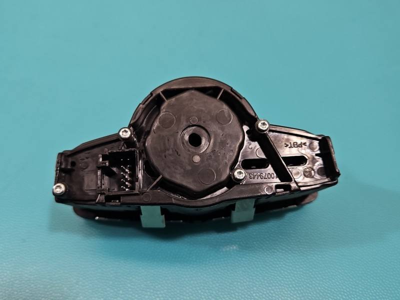 Переключатель кнопка Mercedes E W213 A2139052903 — фото детали 4