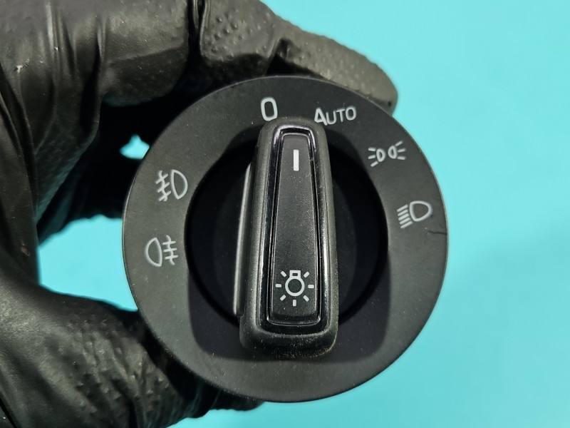 Переключатель кнопка Skoda Fabia 3 5E0941431E — фото детали 5