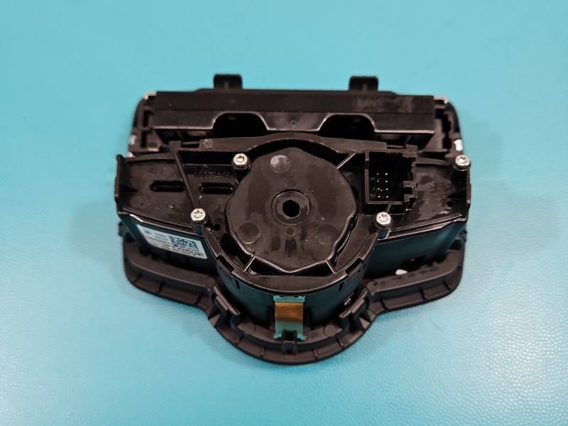 Перемикач кнопка Mercedes C W205 A2059056500 — фото деталі 3