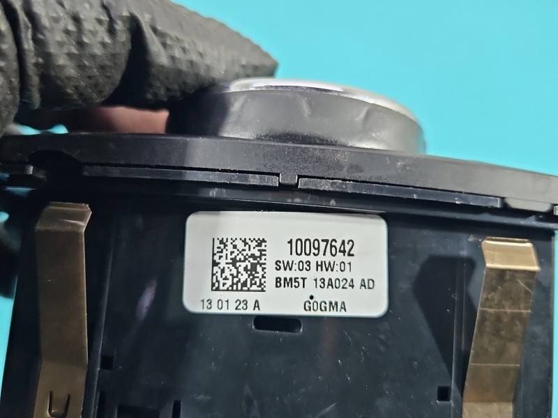Перемикач кнопка Ford Focus BM5T-13A024-AD — фото деталі 7