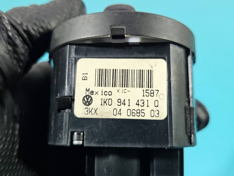 Перемикач кнопка Volkswagen Jetta 1K0941431Q — фото деталі 5