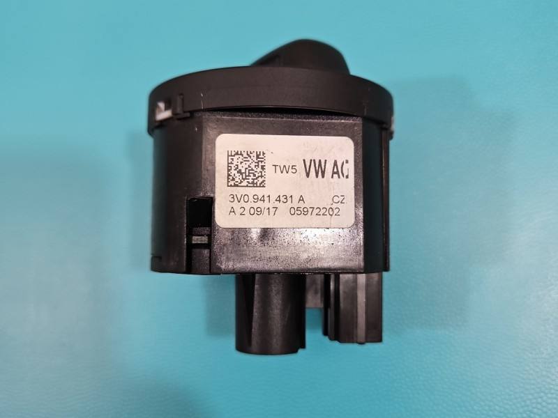 Перемикач кнопка Skoda Superb 3 3V0941431A — фото деталі 3