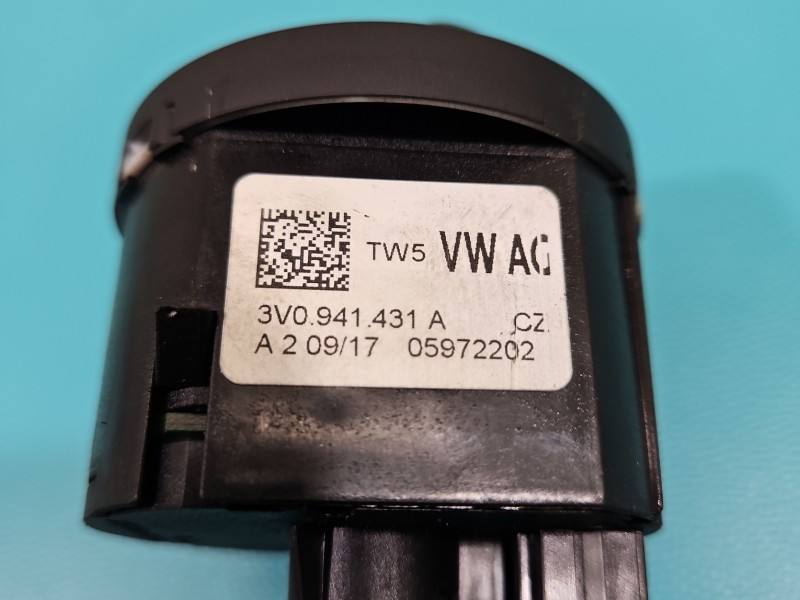 Перемикач кнопка Skoda Superb 3 3V0941431A — фото деталі 4