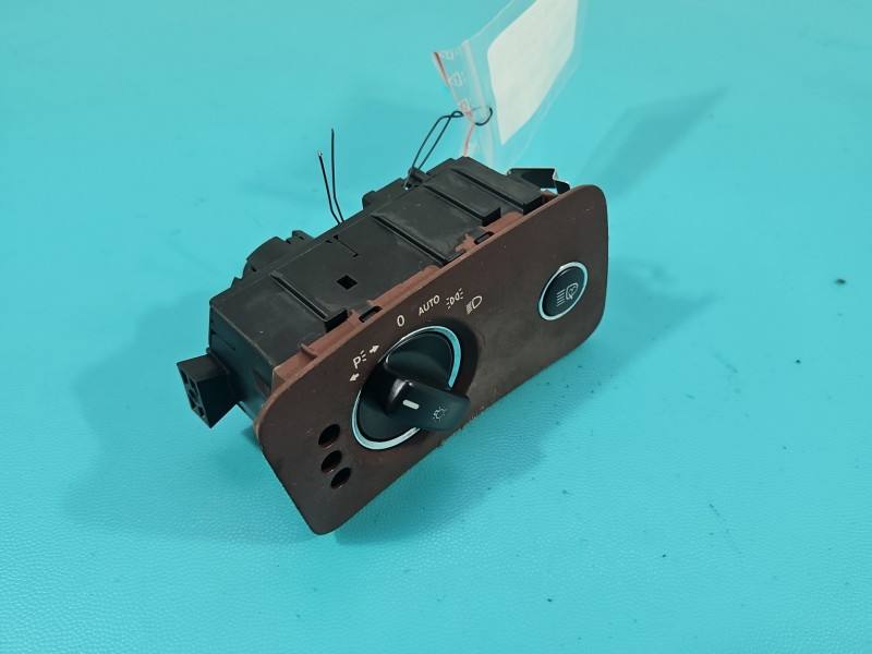 Переключатель кнопка Mercedes CLS C219 A2195450104