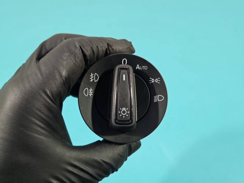 Перемикач кнопка Seat Ibiza 5G0941431R — фото деталі 3