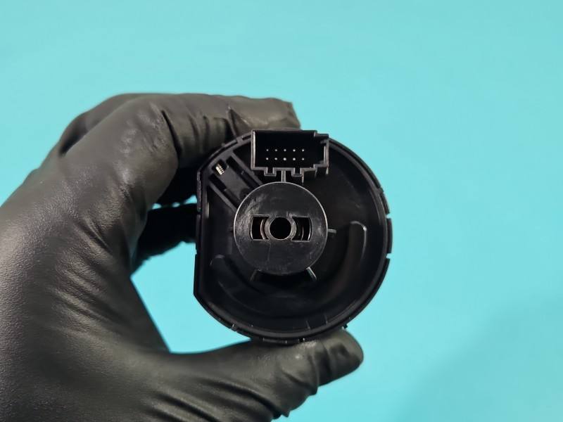 Перемикач кнопка Seat Ibiza 5G0941431R — фото деталі 5