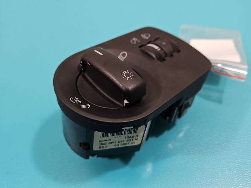 Переключатель кнопка Audi A3 8P 8P1941531N