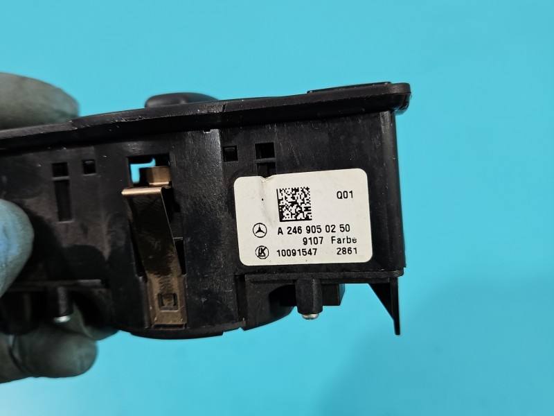 Переключатель кнопка Mercedes B W246 A2469050250 — фото детали 5