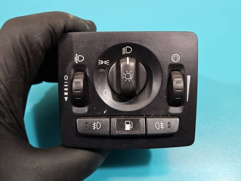 Перемикач кнопка Volvo S40 30669736 — фото деталі 2