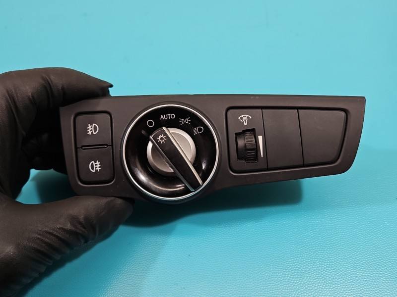 Перемикач кнопка Hyundai I40 93300-3Z050 — фото деталі 2