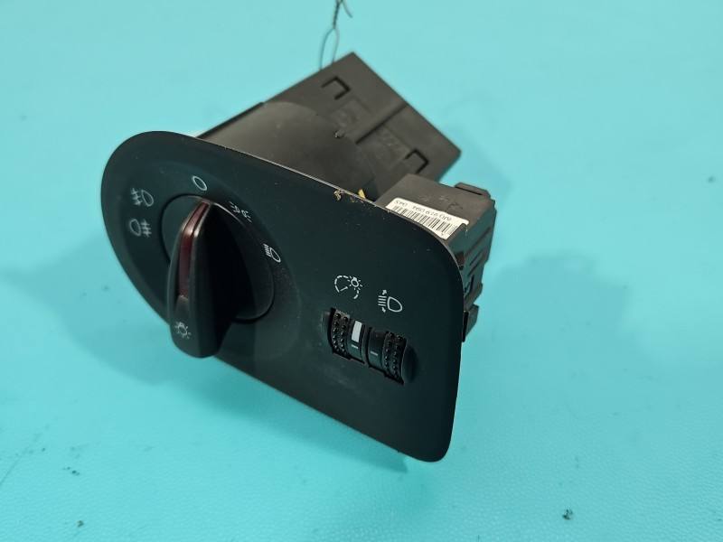 Переключатель кнопка Seat Ibiza 6J0919094