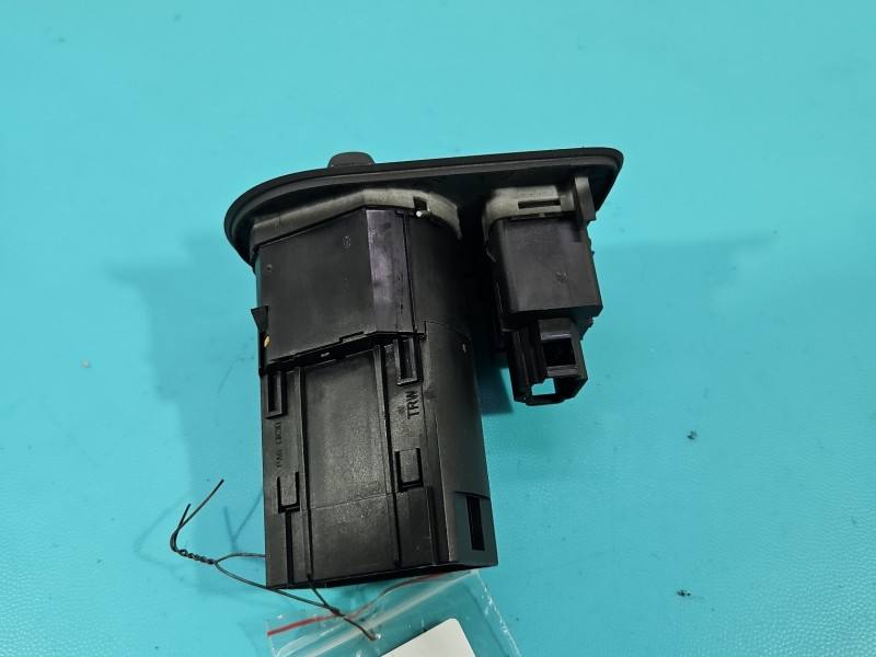 Переключатель кнопка Seat Ibiza 6J0919094 — фото детали 4