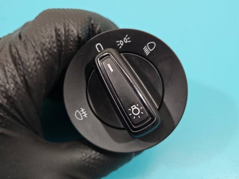 Переключатель кнопка Skoda Fabia 3 5E0941431G — фото детали 2