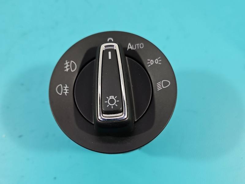 Переключатель кнопка Skoda Karoq 3V0941431