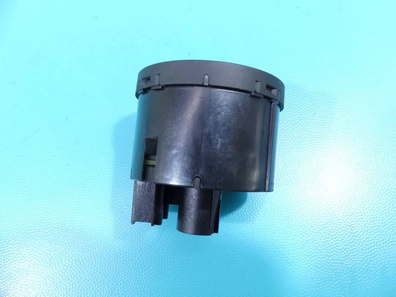 Перемикач кнопка Volkswagen Caddy 1K0941431BN — фото деталі 5