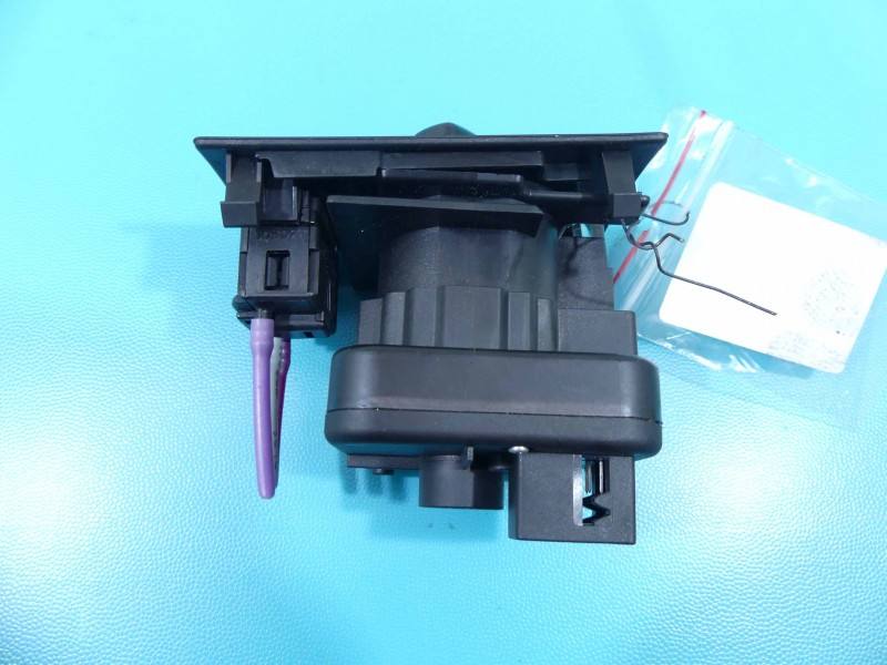 Перемикач кнопка Mercedes B W245 1695451004 — фото деталі 5