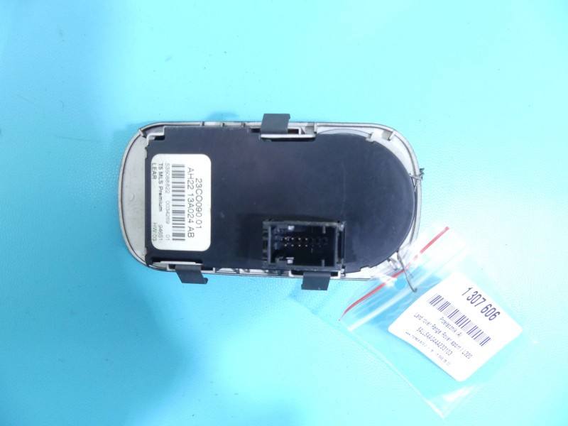 Перемикач кнопка Land Rover Range Rover AH22 13A024 AB — фото деталі 3