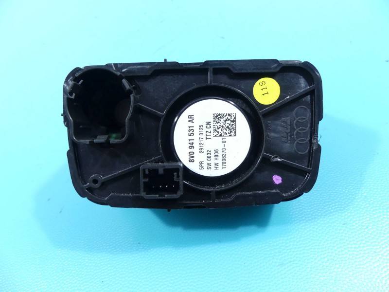 Перемикач кнопка Audi A3 8V 8V0941531AR — фото деталі 3
