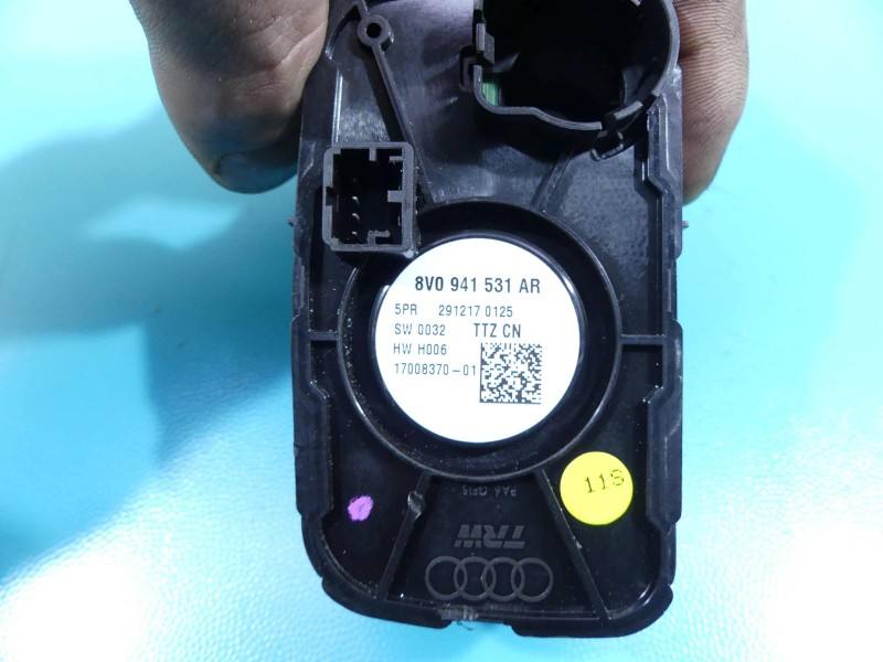 Перемикач кнопка Audi A3 8V 8V0941531AR — фото деталі 4