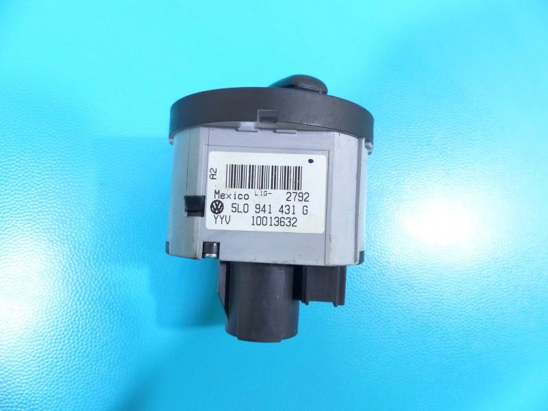 Перемикач кнопка Skoda Yeti 5L0941431G — фото деталі 3
