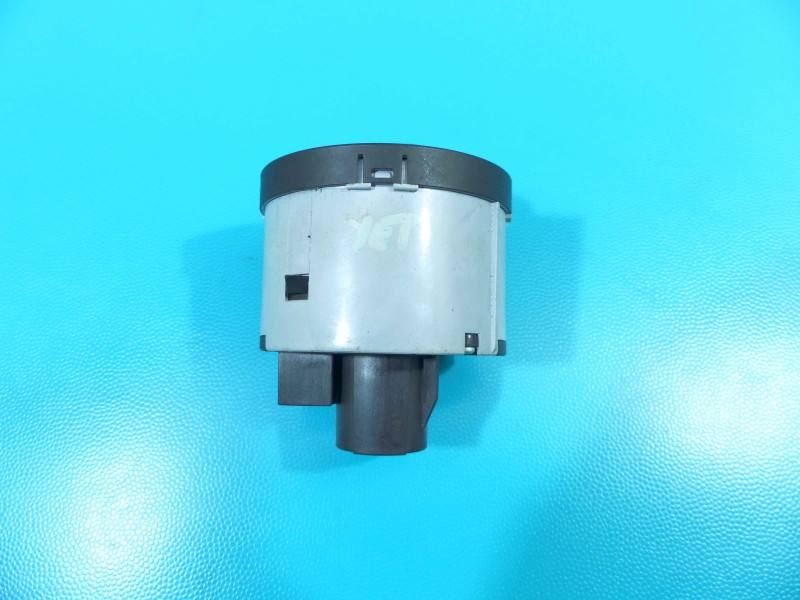 Перемикач кнопка Skoda Yeti 5L0941431G — фото деталі 5
