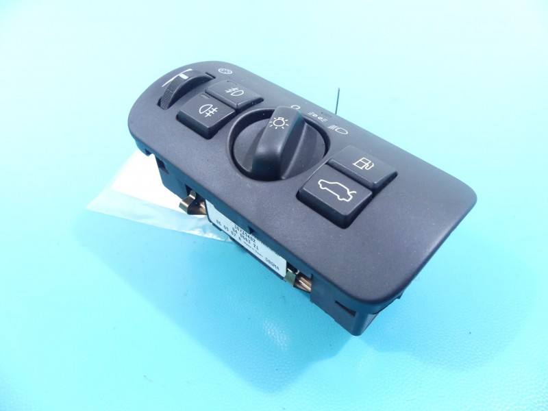 Переключатель кнопка Volvo S80 30739402 — фото детали 2