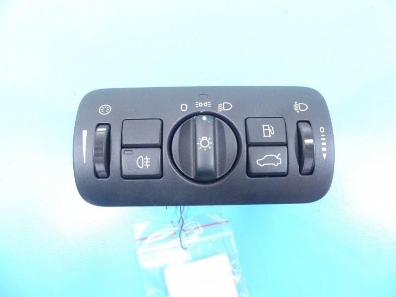Перемикач кнопка Volvo V60 30739413