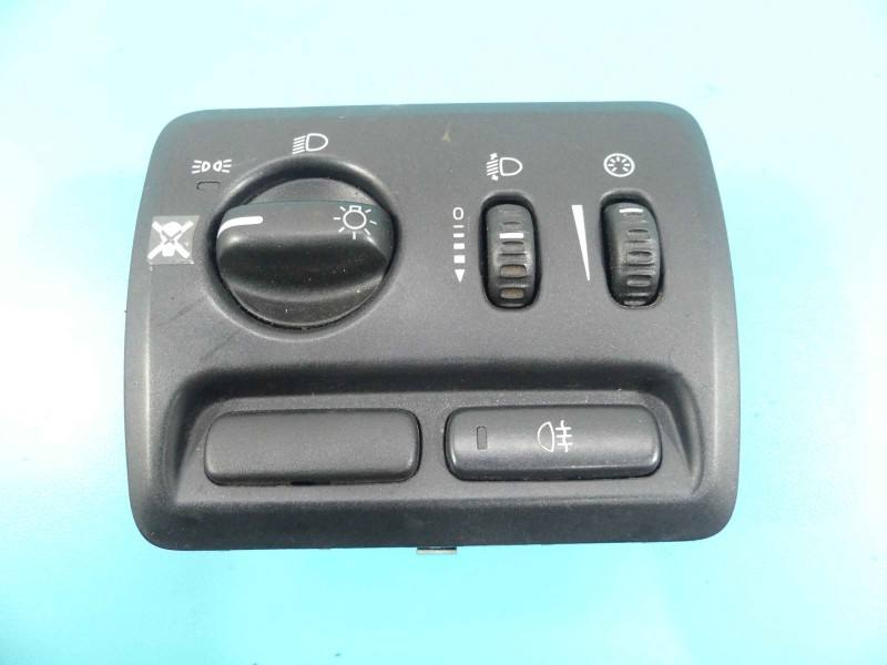 Переключатель кнопка Volvo XC70 30739313