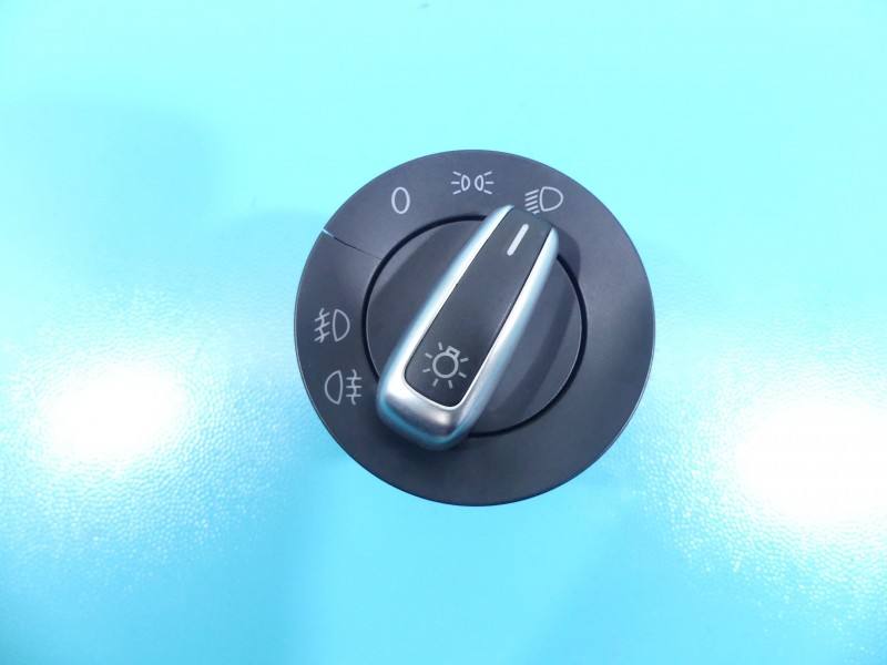 Перемикач кнопка Volkswagen Scirocco 3C8941431Q — фото деталі 2