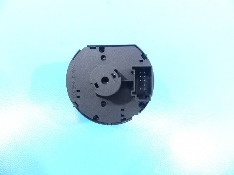 Перемикач кнопка Volkswagen Scirocco 3C8941431Q — фото деталі 5