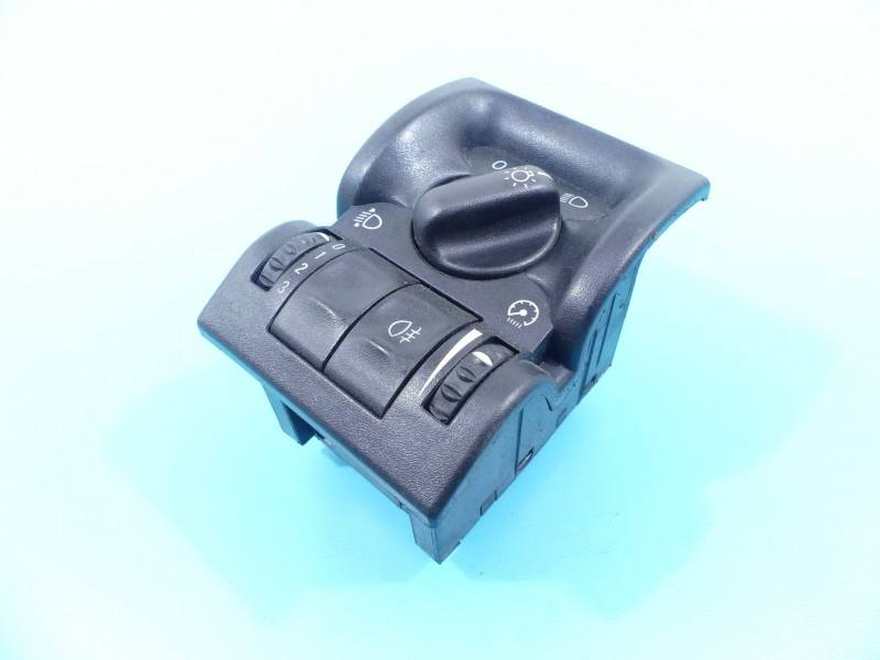 Перемикач кнопка Opel Vectra B 90504970