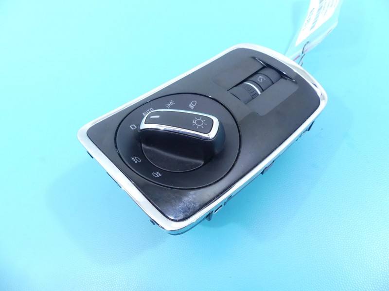 Перемикач кнопка Skoda Superb 2 3T0941431B — фото деталі 2