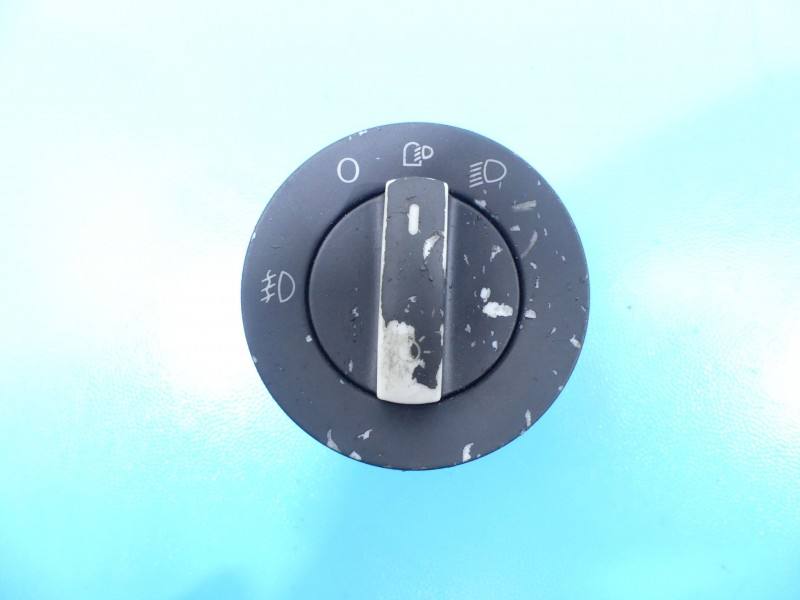 Переключатель кнопка Volkswagen Touareg 7L6941431E