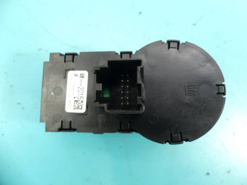 Переключатель кнопка Chevrolet Aveo T300 96892015 — фото детали 3