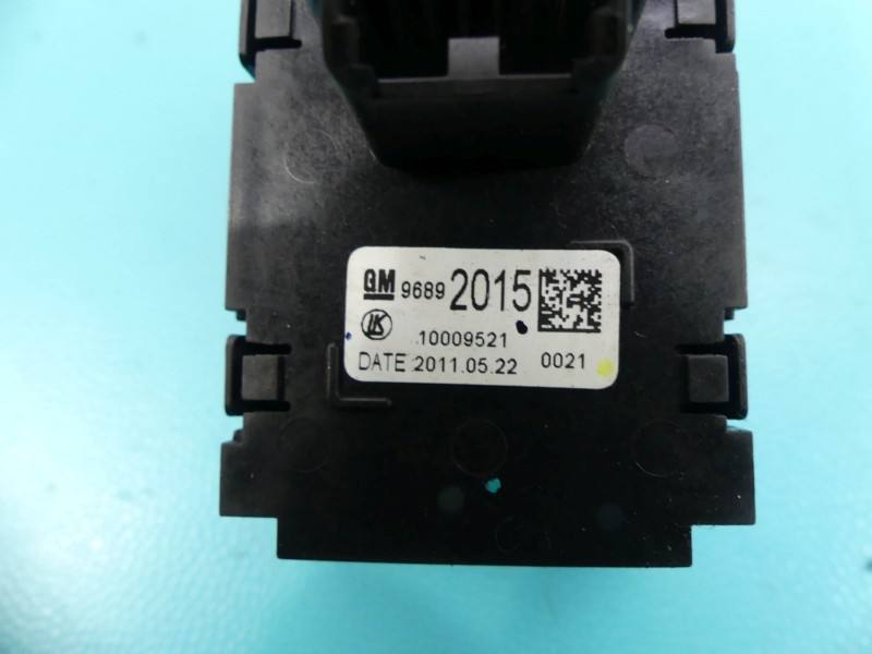 Переключатель кнопка Chevrolet Aveo T300 96892015 — фото детали 4