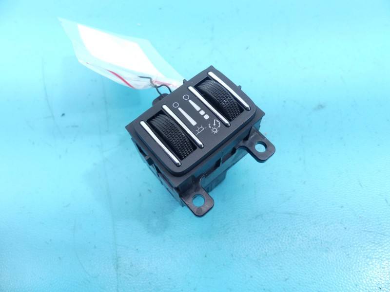 Переключатель кнопка Lancia Thema 04602892AC