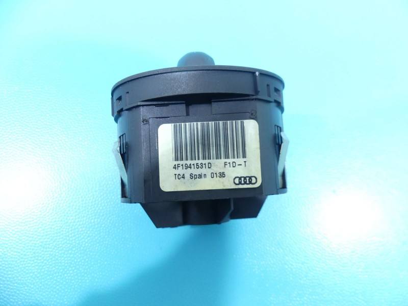 Перемикач кнопка Audi A6 C6 4F1941531D — фото деталі 2
