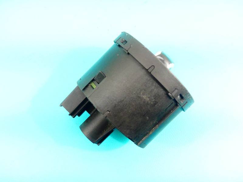 Переключатель кнопка Volkswagen Caddy 1T0941431B — фото детали 6